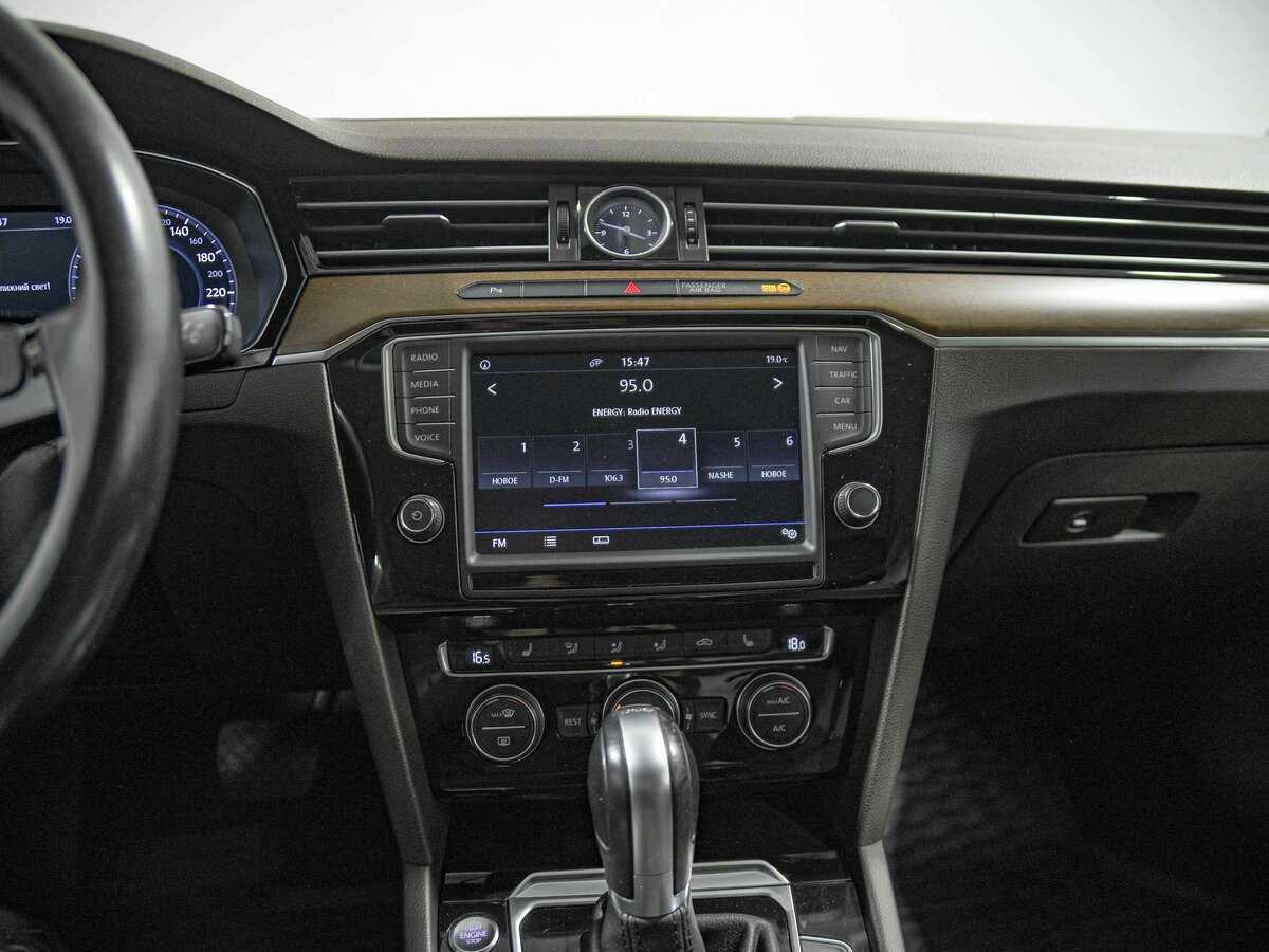 Купить Volkswagen Passat, 2016, 153 225 км, фото №8