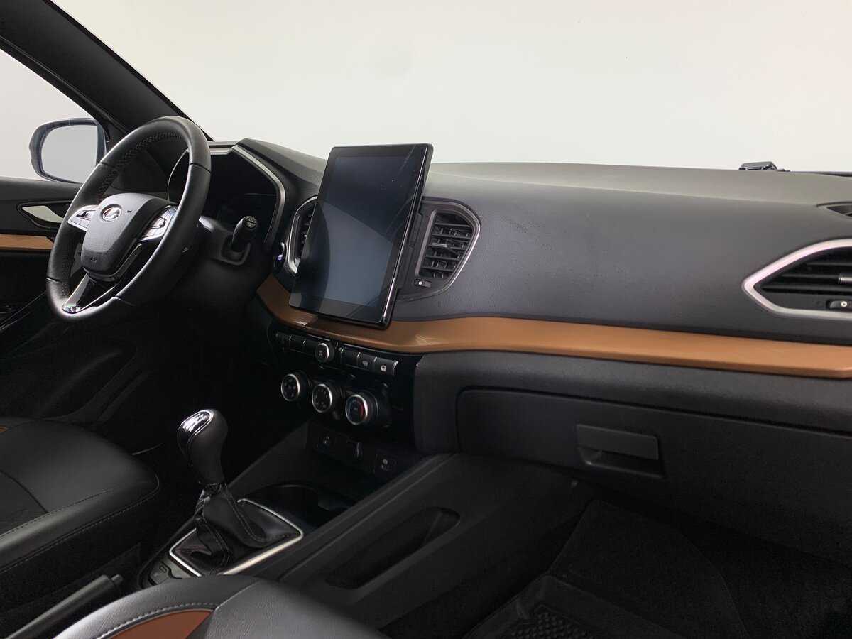 Купить Lada (ВАЗ) Vesta Cross, 2023, 34 072 км, фото №14