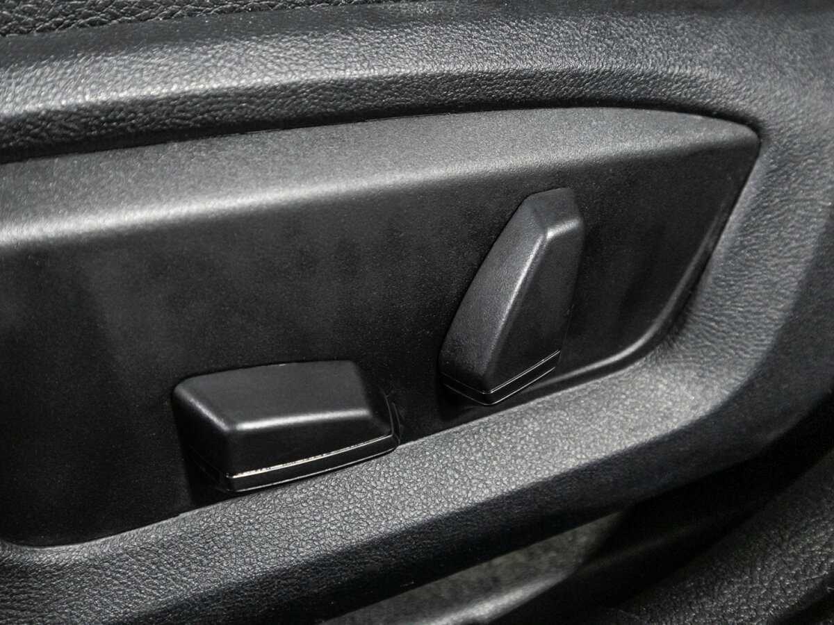 Купить BMW 5 серии 520i, 2016, 140 659 км, фото №17