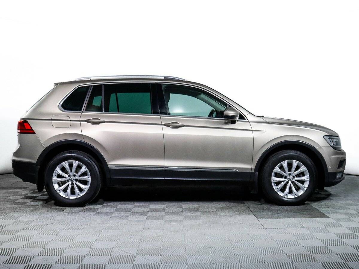 Купить Volkswagen Tiguan, 2017, 144 934 км, фото №4