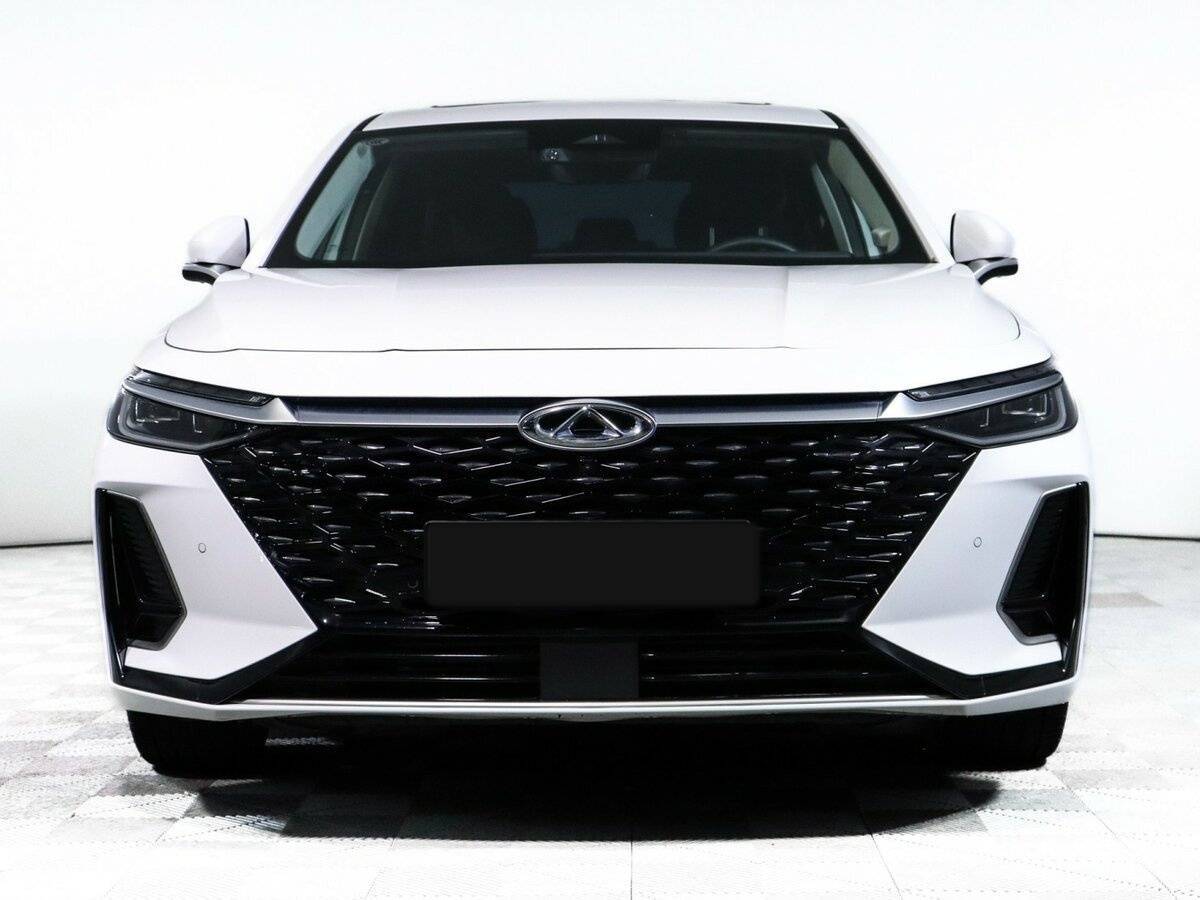 Chery Arrizo 8