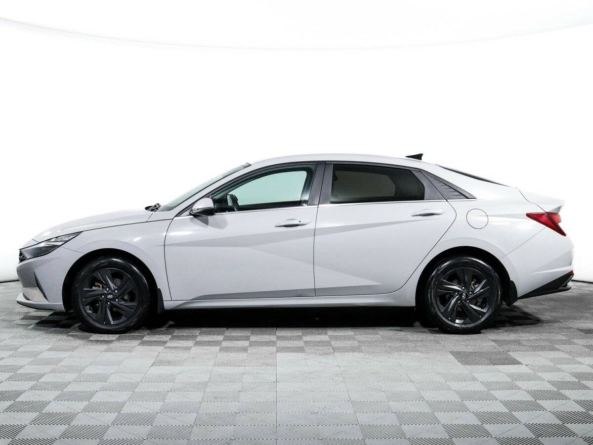 Купить Hyundai Elantra, 2021, 60 200 км, фото №4