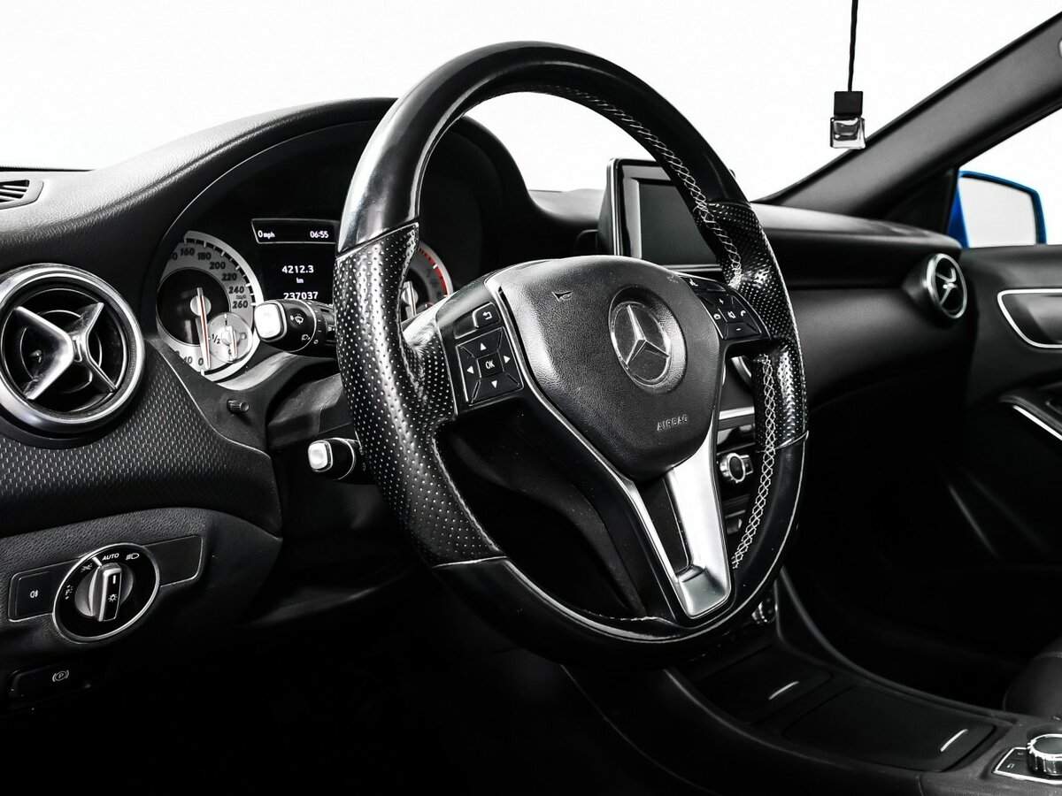 Купить Mercedes-Benz A-Класс 200, 2013, 237 036 км, фото №12