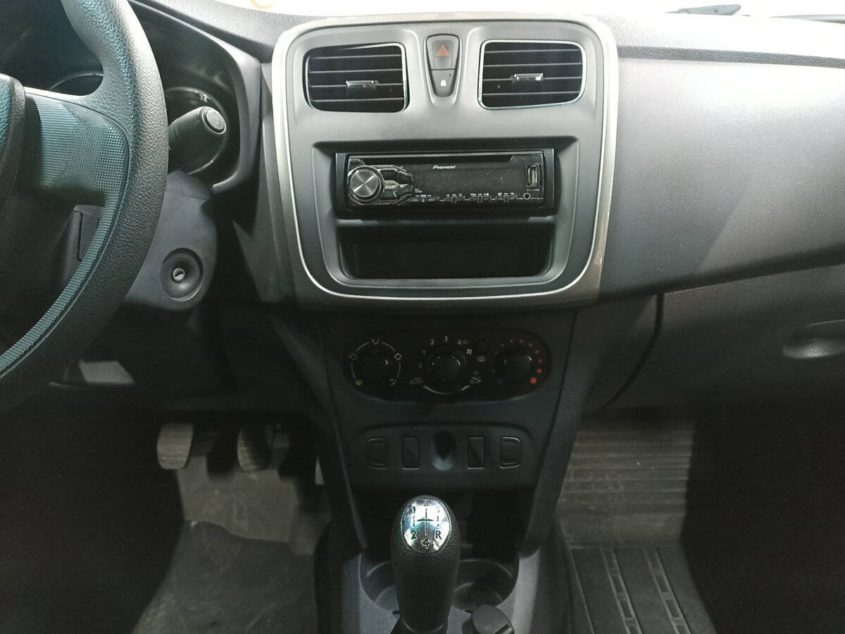 Купить Renault Logan, 2017, 161 892 км, фото №15