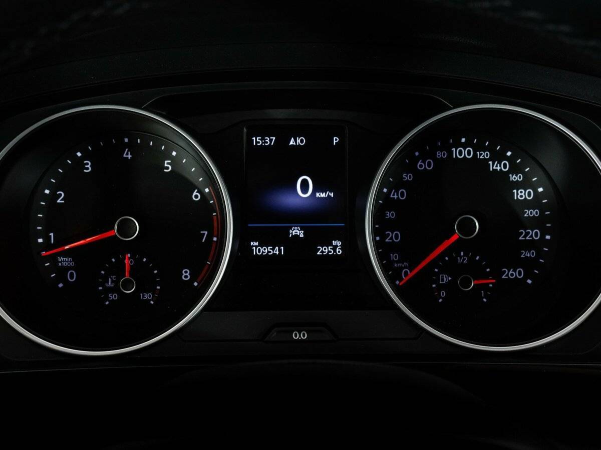 Купить Volkswagen Tiguan, 2021, 109 541 км, фото №16