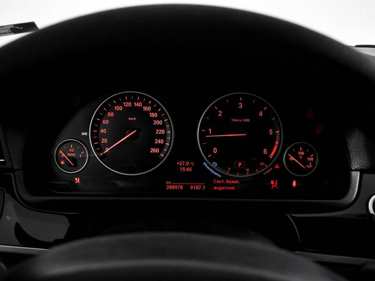 Купить BMW 5 серии 520d, 2013, 288 833 км, фото №18