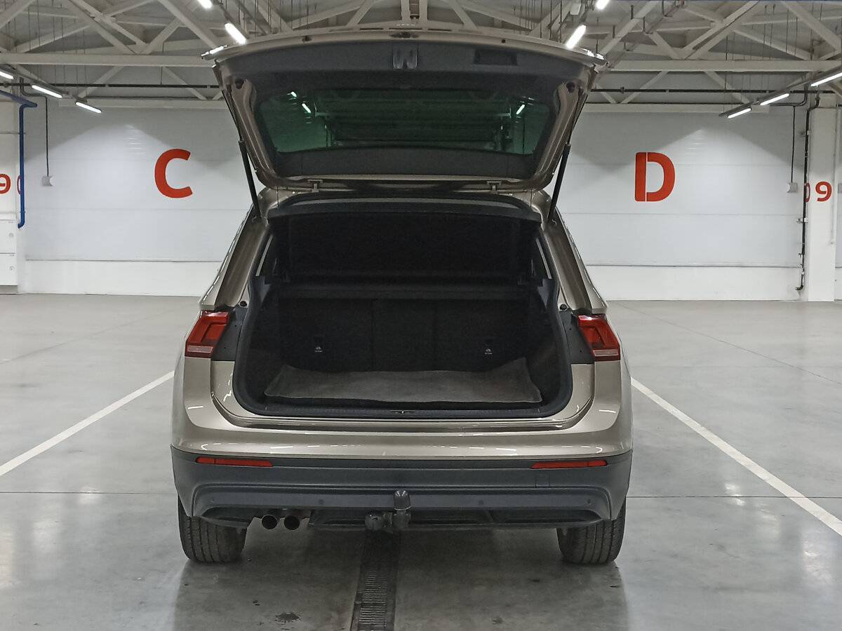 Купить Volkswagen Tiguan, 2017, 203 201 км, фото №10