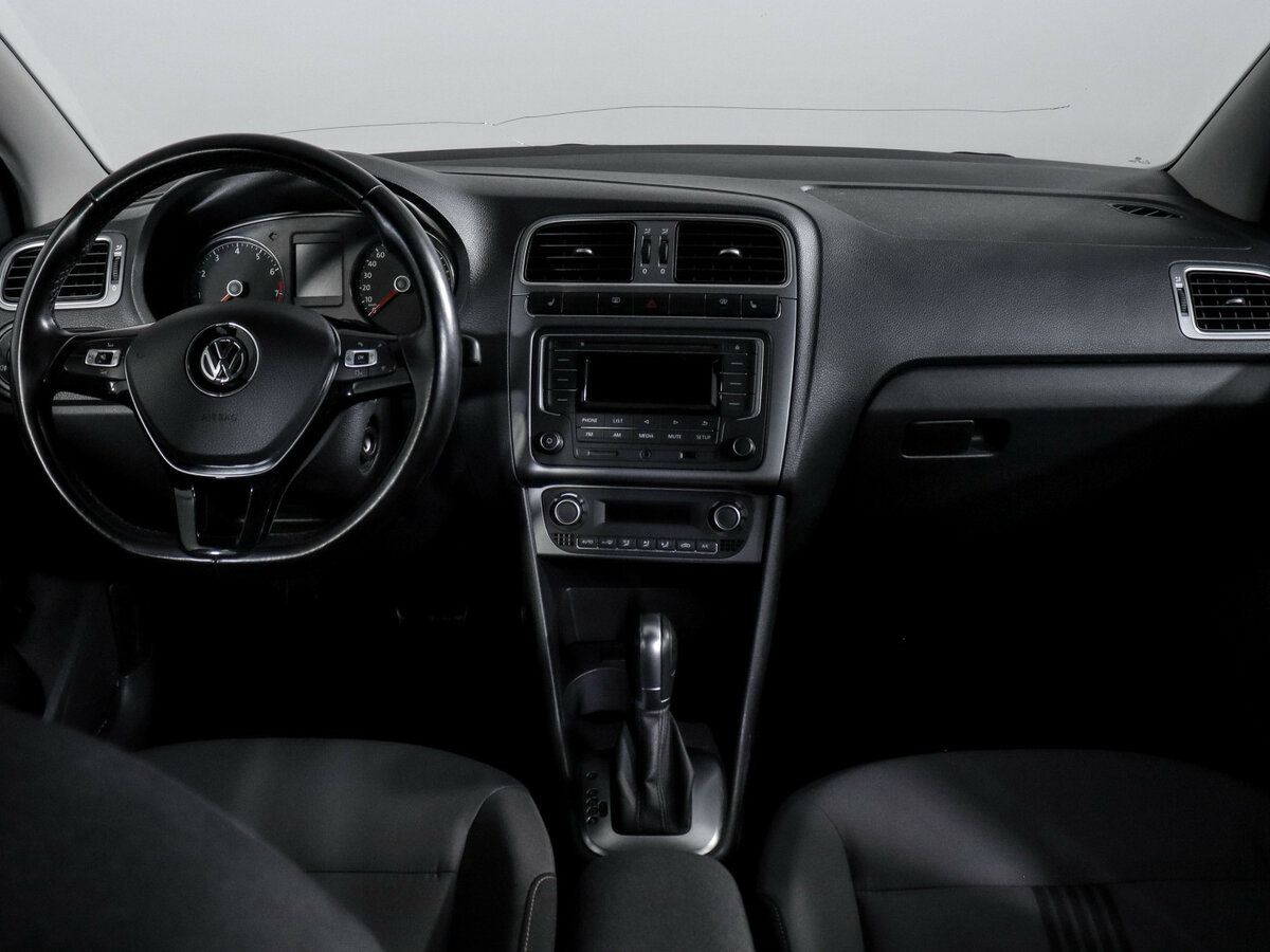 Купить Volkswagen Polo V Рестайлинг, 2016, 57 000 км, фото №10
