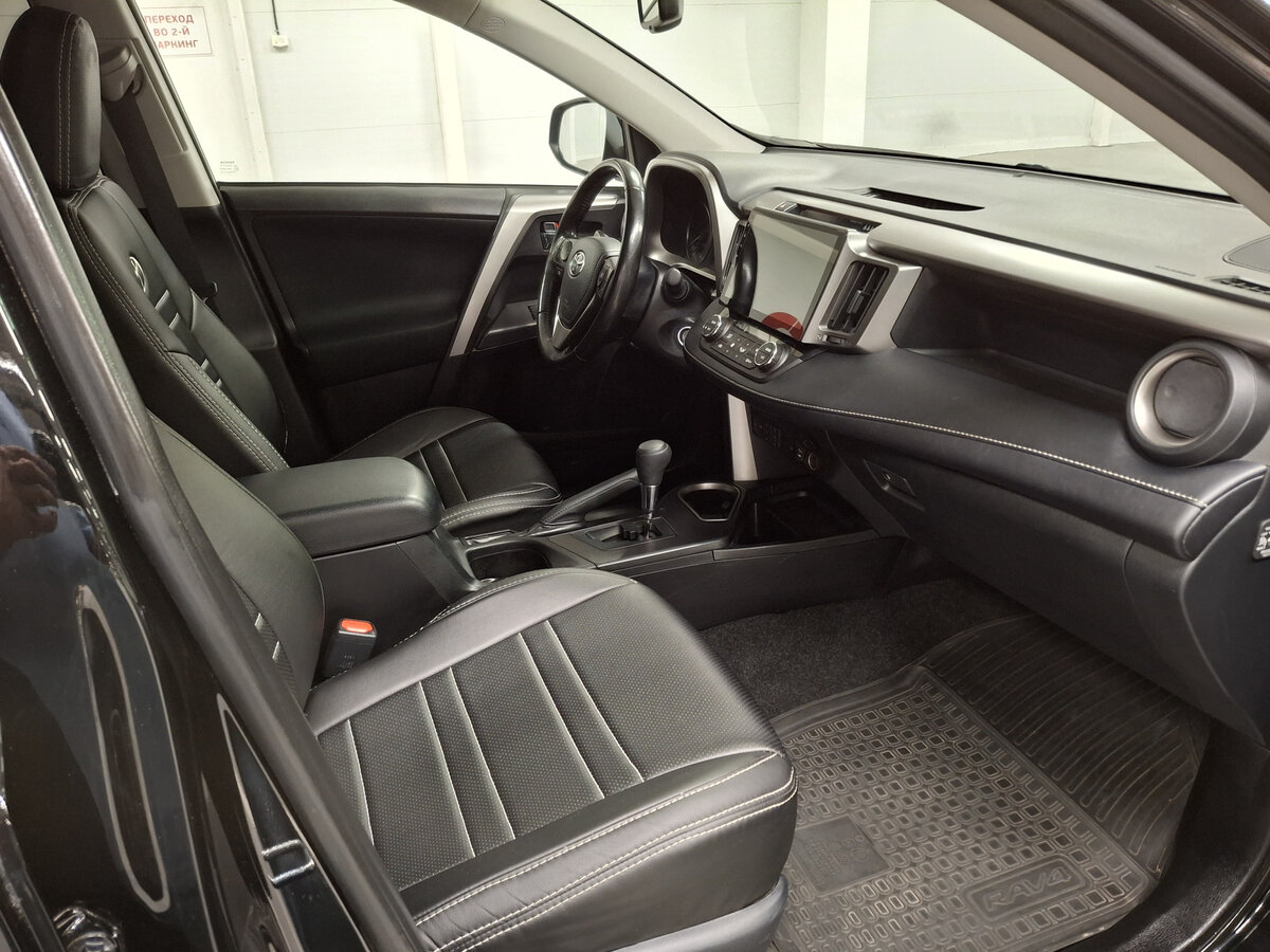 Купить Toyota RAV4 IV (XA40) Рестайлинг, 2019, 81 575 км, фото №11