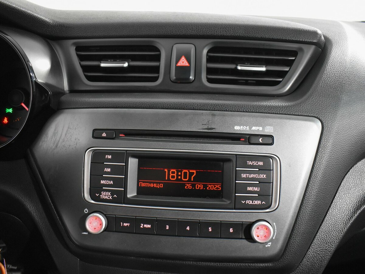 Купить Kia Rio III Рестайлинг, 2016, 200 000 км, фото №14