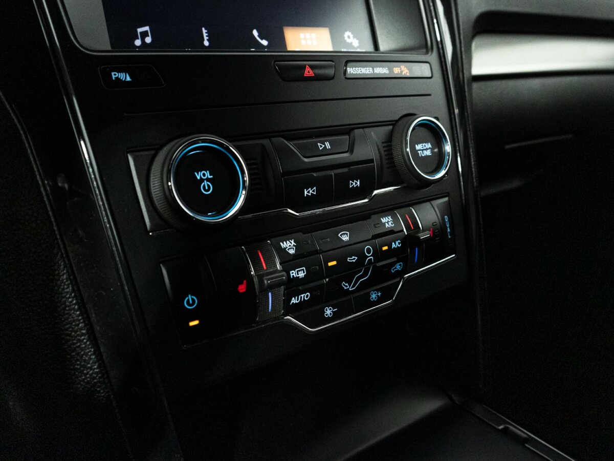 Купить Ford Explorer V Рестайлинг 2, 2019, 140 614 км, фото №13