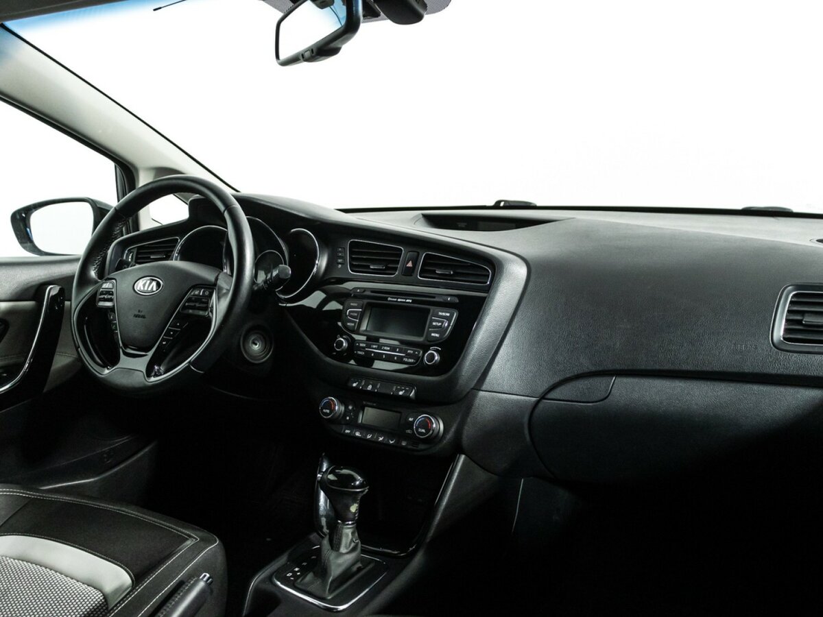 Купить Kia Ceed II, 2013, 116 625 км, фото №9