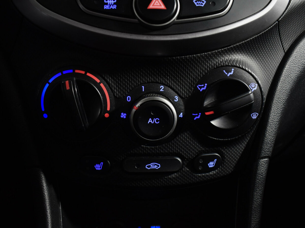 Купить Hyundai Solaris I Рестайлинг, 2016, 147 744 км, фото №14