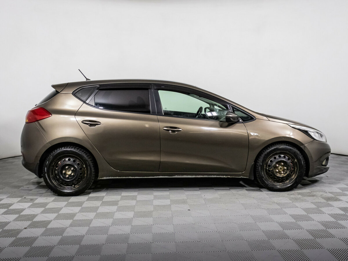 Купить Kia Ceed II, 2012, 214 000 км, фото №4
