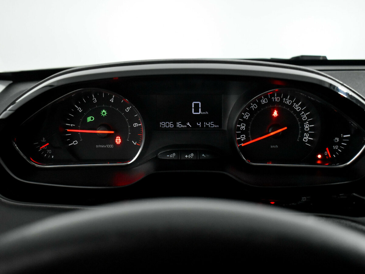 Купить Peugeot 208 I, 2013, 190 000 км, фото №17