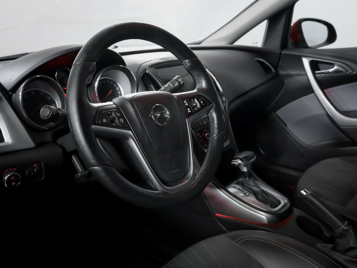 Купить Opel Astra J Рестайлинг, 2013, 170 345 км, фото №12